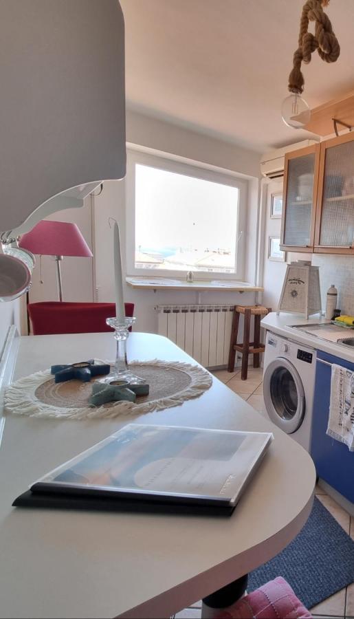 Le Petit Phare Apartment Trieste Exterior photo