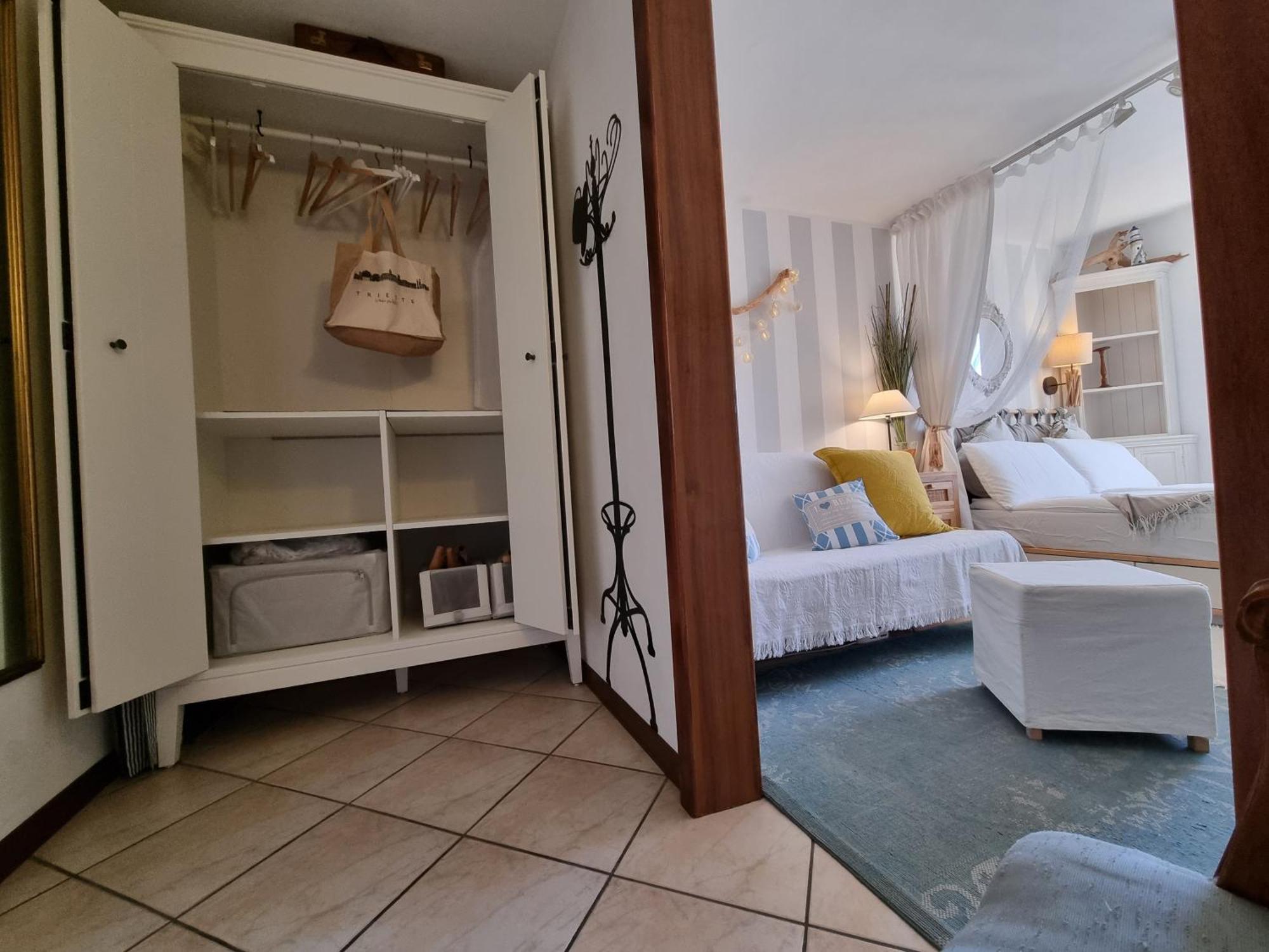 Le Petit Phare Apartment Trieste Exterior photo