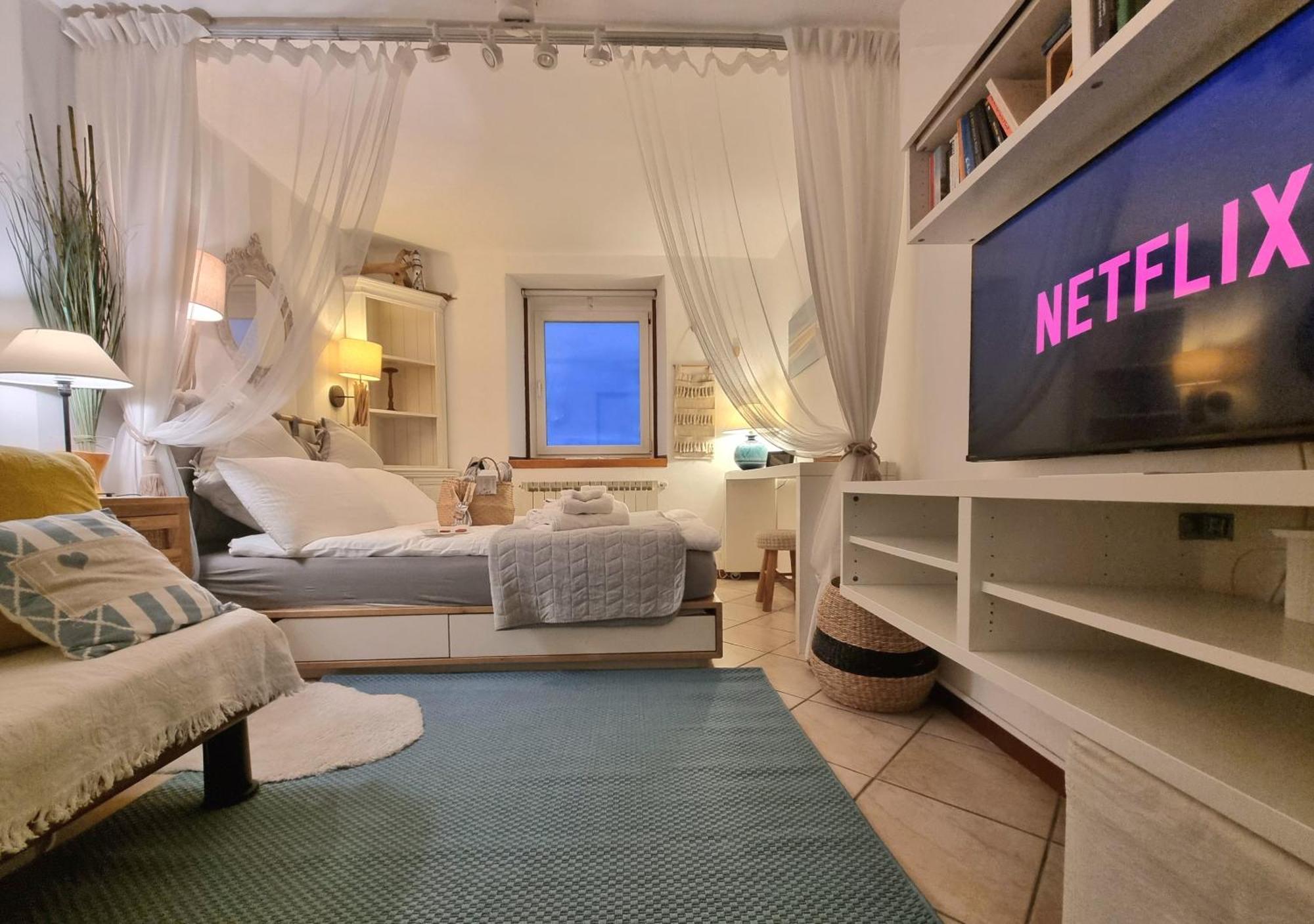 Le Petit Phare Apartment Trieste Exterior photo